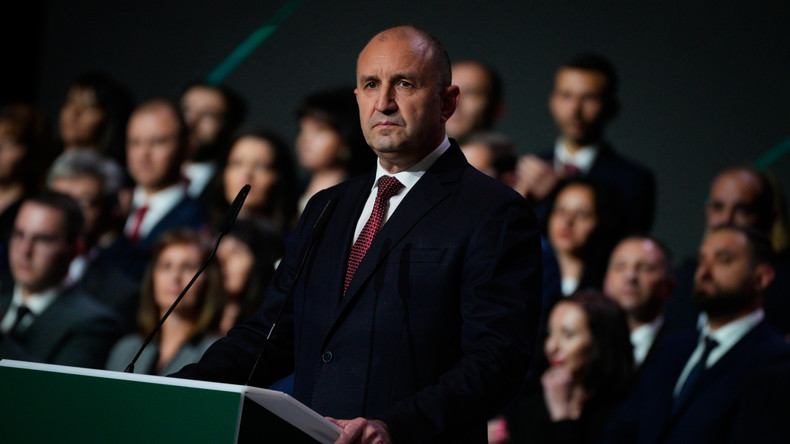 Bulgarie : la victoire de Radev inquiète Bruxelles sur l’aide à l’Ukraine