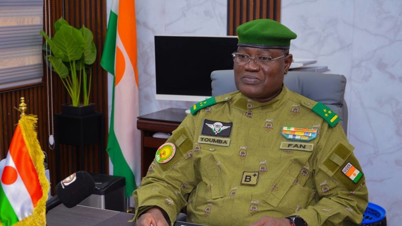 Niger : le ministre de l’Intérieur estime qu’un changement de président en France pourrait réduire la menace terroriste