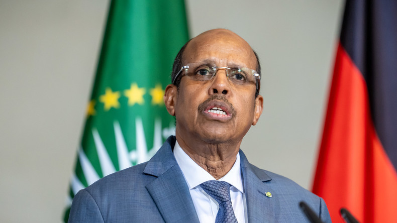 Mali : l’Union africaine condamne les attaques visant Bamako et plusieurs villes du pays et appelle à protéger les civils