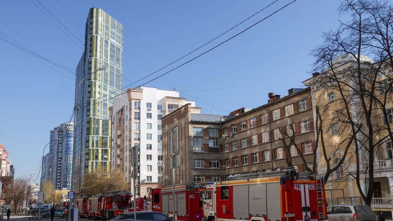 Nouvelles frappes de drones ukrainiens contre des civils en Russie: trois morts en RPL, des blessés à Ekatérinbourg et dans la région de Belgorod