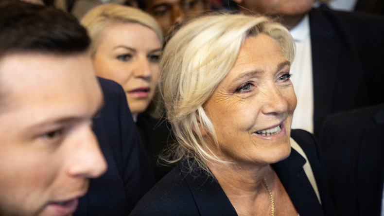 Présidentielle 2027 : Marine Le Pen préfère «un second tour face au bloc central» plutôt que contre LFI