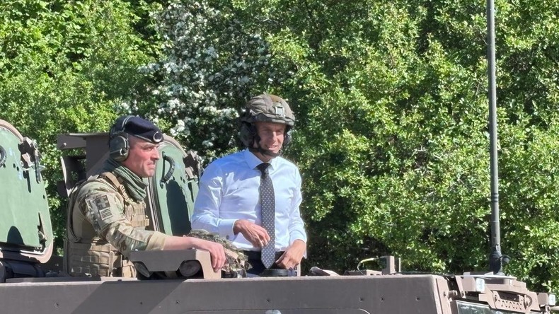 Orion 26 : Macron célèbre une victoire mise en scène contre des Russes fictifs