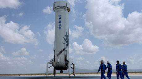 De la poussière lunaire à l'air respirable : Blue Origin teste un réacteur d'extraction d'oxygène