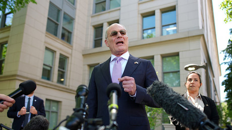 Israël souhaite «tenir les Français aussi loin que possible» dans les négociations avec le Liban