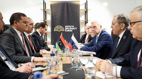 Normalisation libyenne, énergie nucléaire au Rwanda : à Antalya, Lavrov s’est entretenu avec plusieurs de ses homologues africains