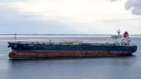 Détroit d’Ormuz : l’Iran annonce la traversée d’un pétrolier sous sanctions américaines