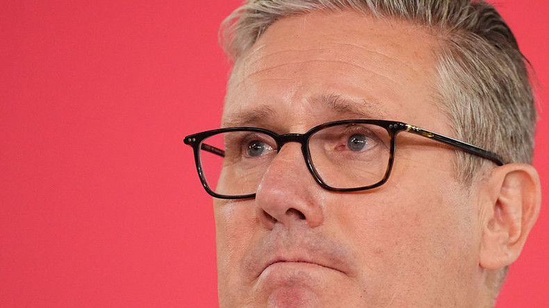Le Daily Mail révèle les projets de Starmer de fixer le calendrier de son départ du pouvoir