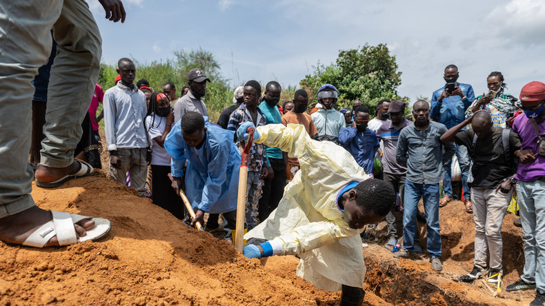 RDC : plus de 900 cas suspects d’Ebola recensés, selon l’OMS