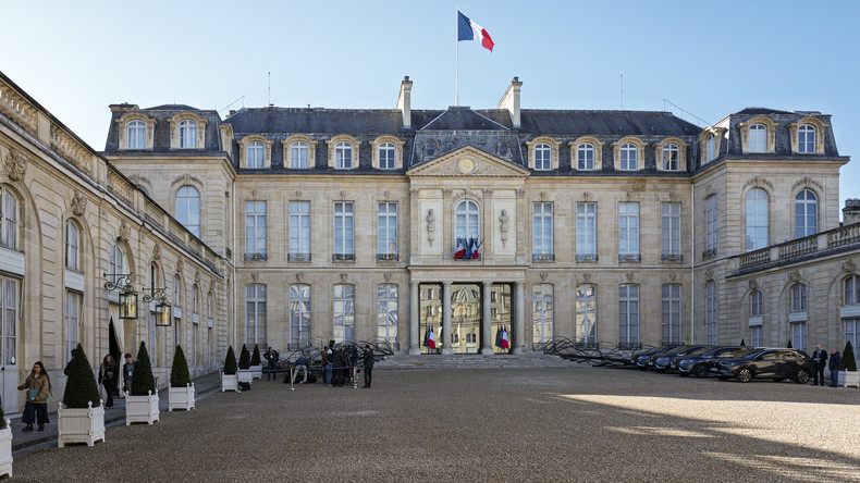 France : les politiques «de ces dernières années ont ruiné le pays», fustige Cyrille Bolloré