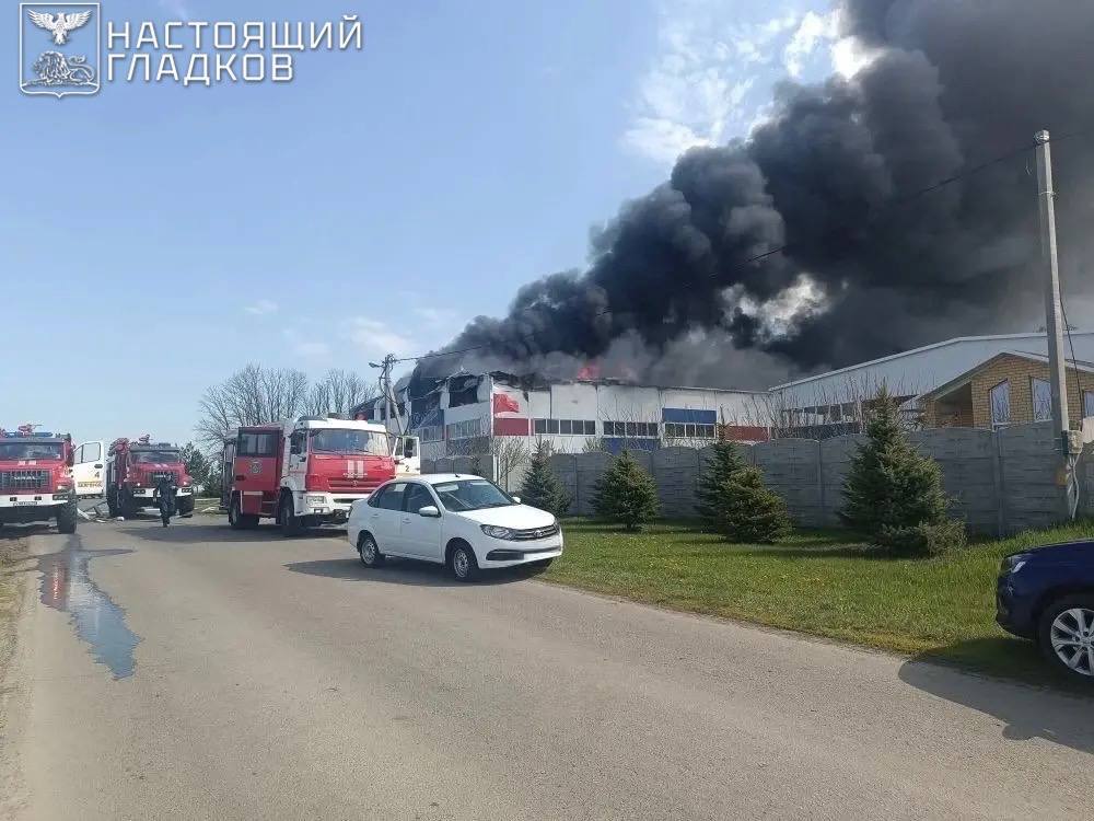 Russie : douze blessés et deux morts après une attaque de Kiev à près de 1 000 km de la frontière
