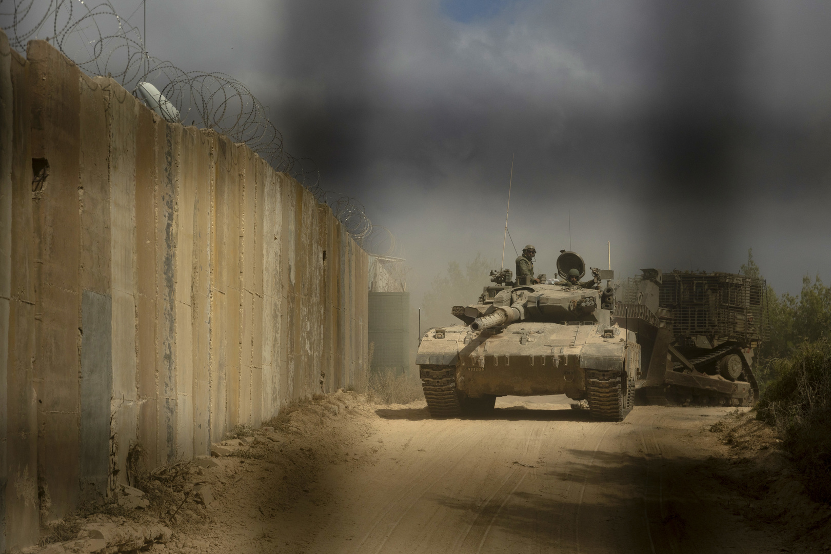 Incursion israélienne au Sud-Liban : combats intenses au-delà du Litani