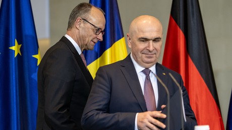 Roumanie : le gouvernement pro-européen renversé par une motion de censure