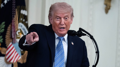 «S’ils refusent, les bombardements reprendront» : Trump menace l’Iran en l’absence d’accord