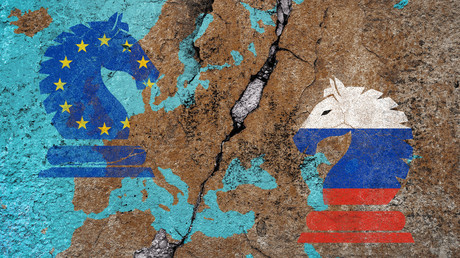 Parler à la Russie : l'UE coincée entre divisions internes et posture guerrière