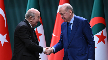 L’Algérie et la Turquie signent 14 accords de coopération