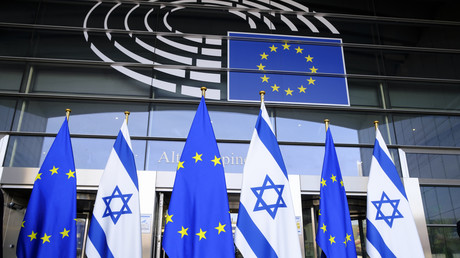 L’UE sanctionne des colons violents, mais évite de viser Israël