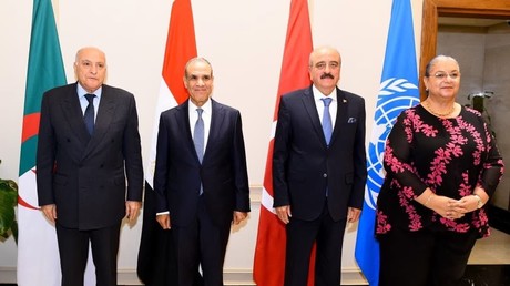 Libye : Tunis, Alger et Le Caire appellent à «tourner la page des divisions»