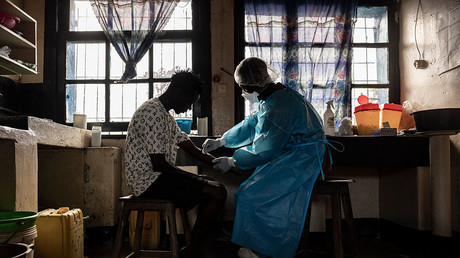 Ebola : l’ONU débloque 60 millions de dollars et déploie du personnel en RDC pour endiguer l’épidémie