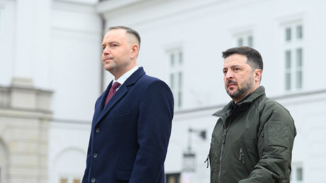 Nawrocki propose de retirer à Zelensky la plus haute distinction nationale pour avoir fait l'éloge des nationalistes ukrainiens