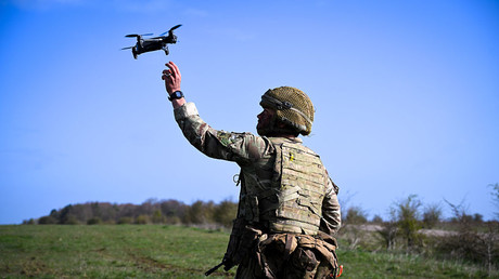 Royaume-Uni : l’armée envisage de faire sauter un verrou éthique en autorisant des frappes létales sans intervention humaine