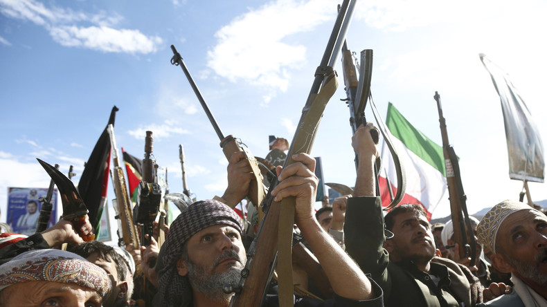 Mer Rouge : les Houthis annoncent l’interdiction des navires israéliens