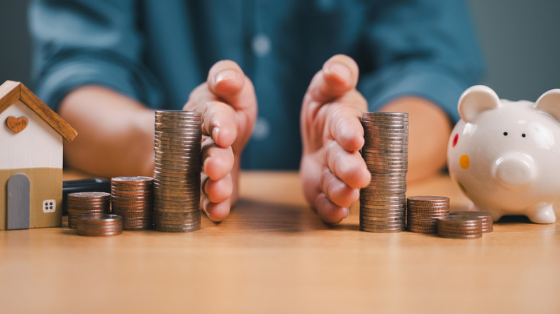 Salaires des élus divisés par deux en Hongrie : une révolution politique ou un simple coup de communication ?