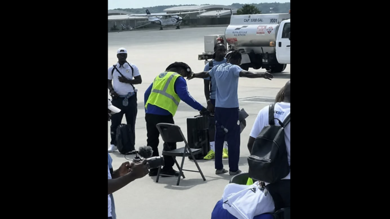 Coupe du monde : la Fédération sénégalaise de football clarifie les images du contrôle des joueurs à l’aéroport