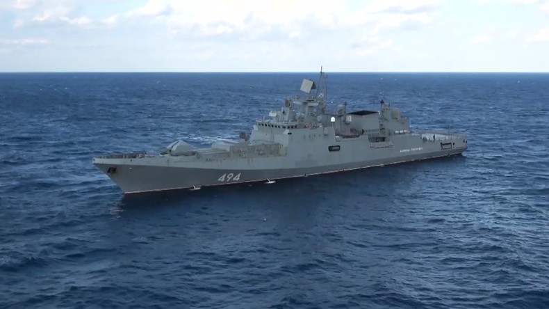 La Manche : une frégate russe tire des coups de semonce près d'un yacht britannique