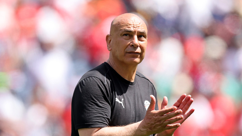 Le sélectionneur égyptien affiche son soutien à l'équipe iranienne avant un match décisif
