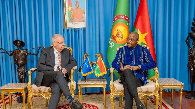 Le Burkina Faso rejette une résolution du Parlement européen et dénonce une «ingérence»
