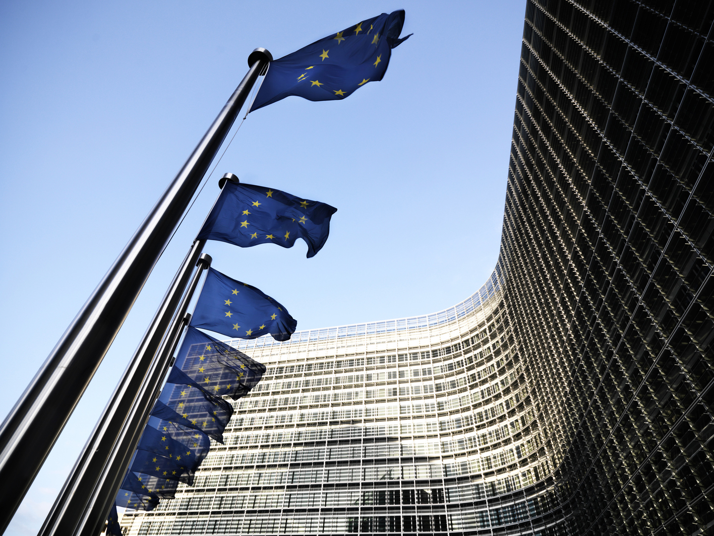 Sanctions : plus de 80 personnes physiques et organisations, dont des blogueurs et des journalistes de RT, sur la liste noire de l'UE
