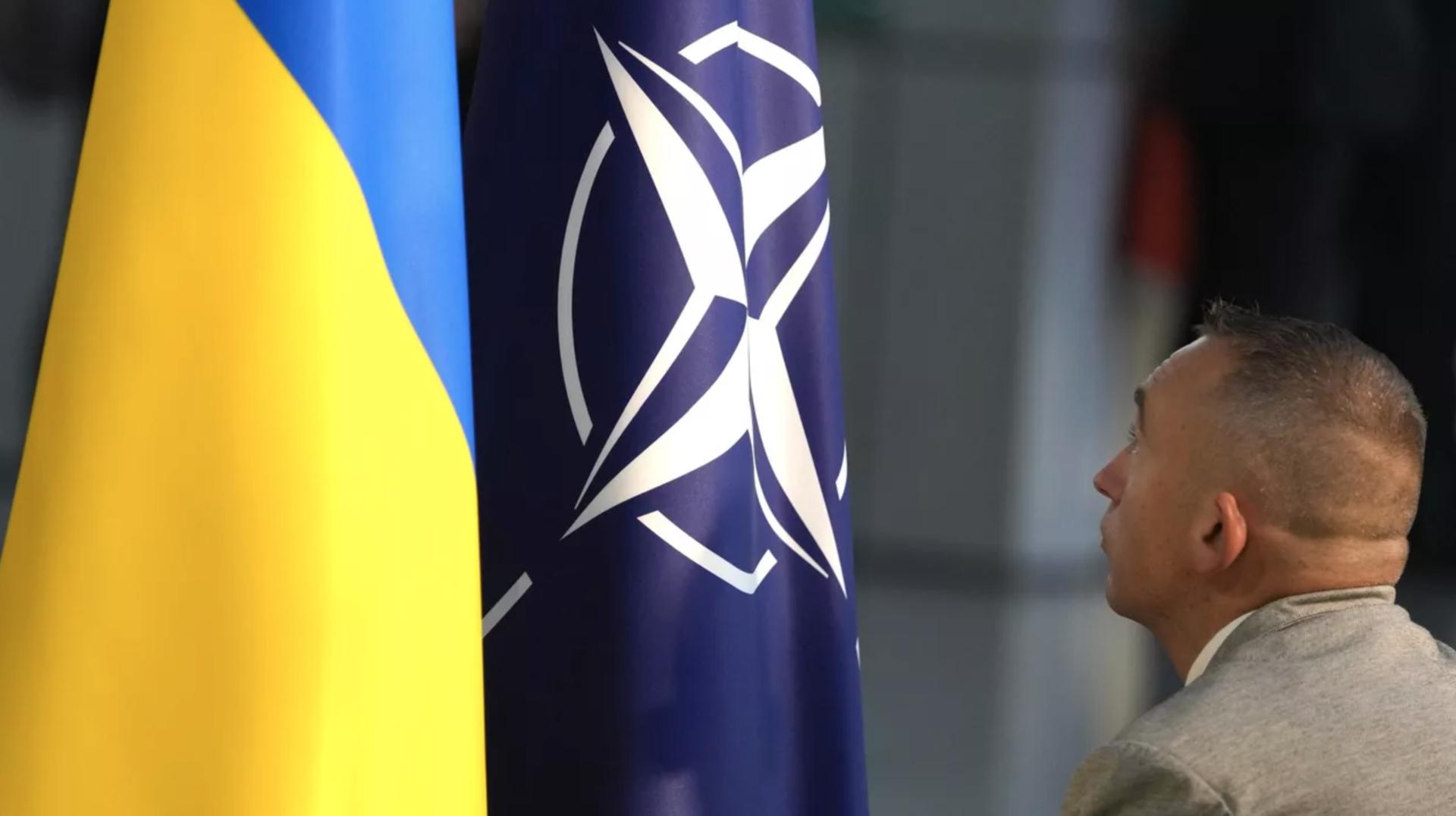 L’OTAN pourrait limiter sa nouvelle aide militaire à l’Ukraine à 12 milliards de dollars au lieu des 40 milliards prévus