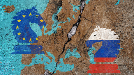 La politique belliciste de l’Europe pourrait mener à son propre effondrement, estime le conseiller de Poutine