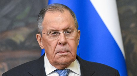 Lavrov : l'adhésion de l'Ukraine à l'UE provoquera «tout simplement son effondrement»