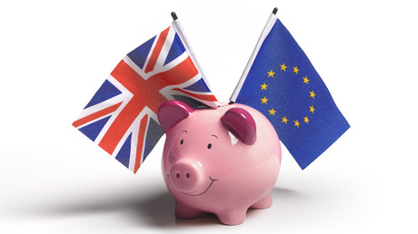 Brexit : dix ans après le vote, le Royaume-Uni en mesure encore le coût