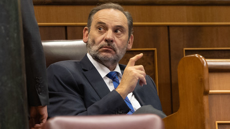 Espagne : un ex-ministre et bras droit de Pedro Sánchez, reconnu coupable de corruption, condamné à 24 ans de prison