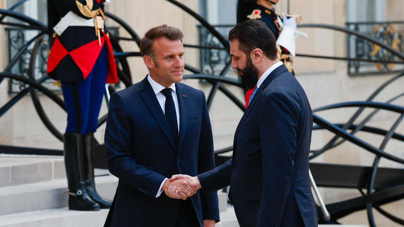 Emmanuel Macron attendu à Damas : la France en quête d’une stratégie syrienne