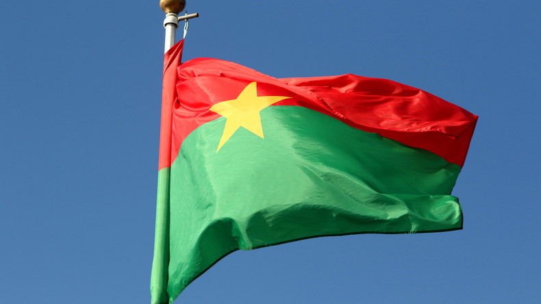 Au Burkina Faso, la société civile salue la rupture diplomatique avec la France