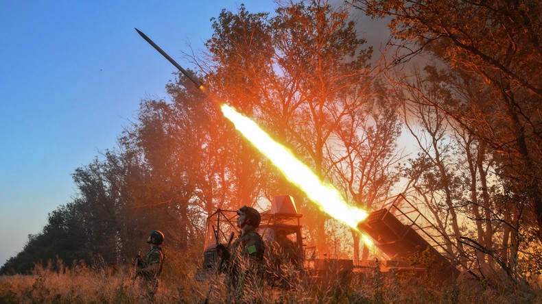La Russie frappe un atelier de drones et une usine de missiles à Kiev en représailles aux attaques terroristes ukrainiennes