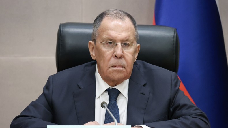 Au Niger, Sergueï Lavrov et les ministres des Affaires étrangères de l'AES tiennent une conférence de presse