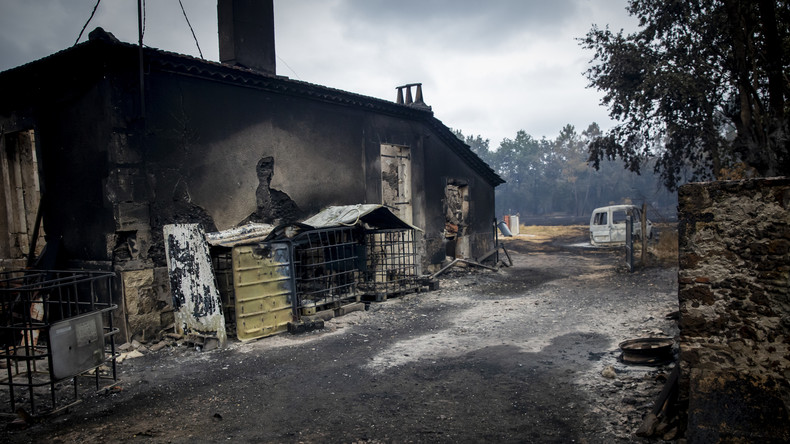 Incendies historiques en Gironde : Macron en cellule de crise