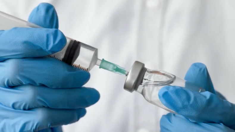 Russie : une réponse immunitaire encourageante chez le premier patient traité avec le vaccin anticancer «NeoOncoVac»