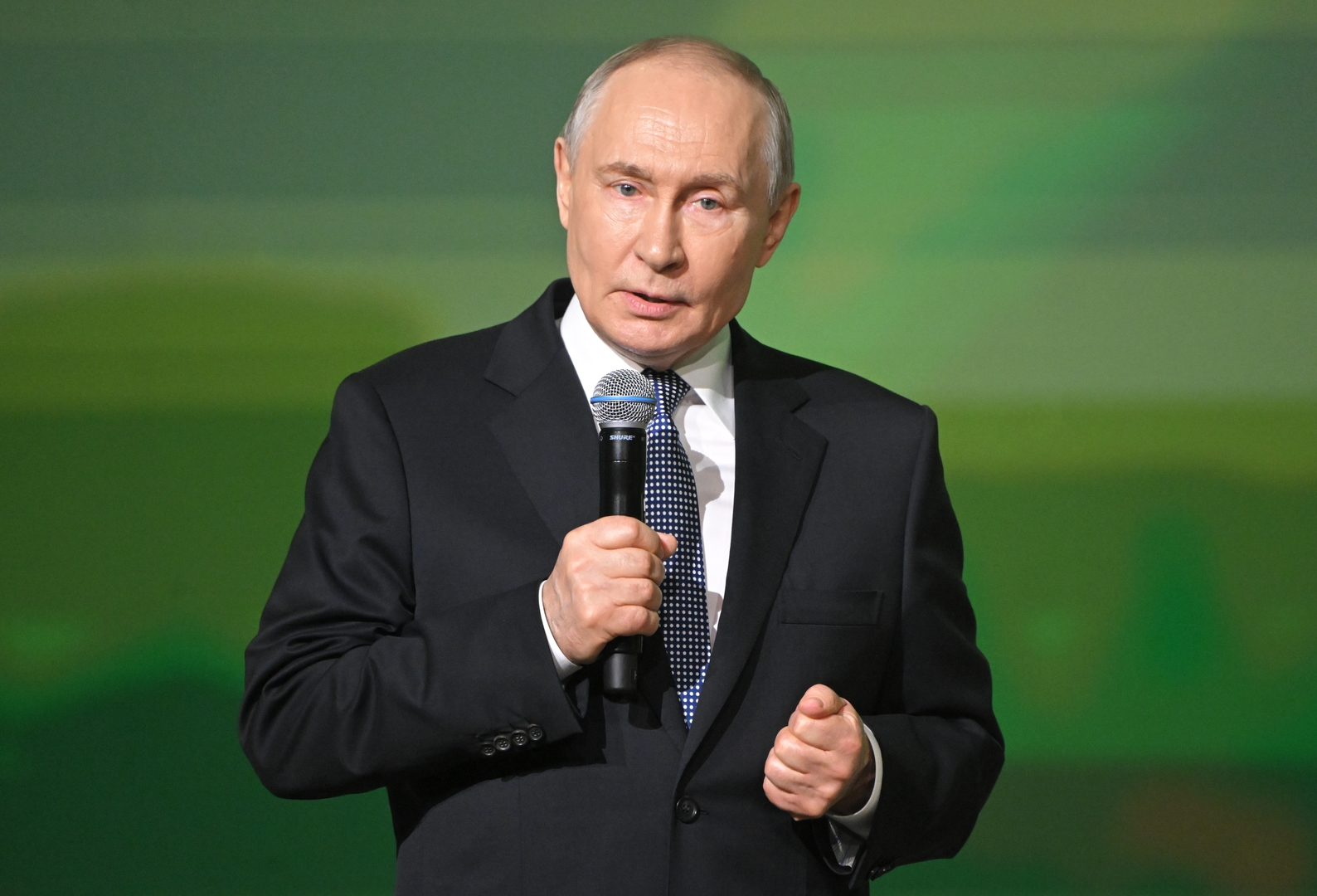 Poutine promet une riposte «plusieurs fois plus puissante» aux frappes ukrainiennes