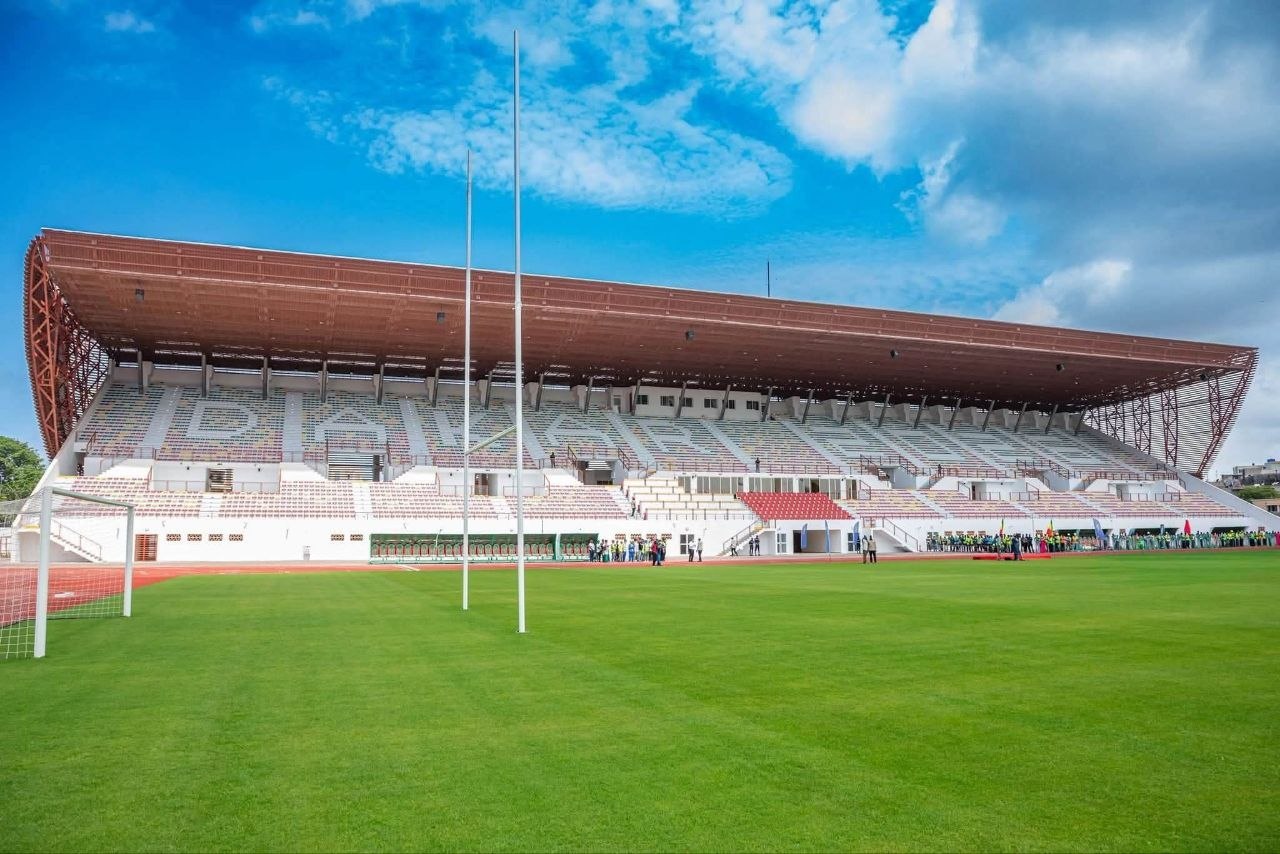 JOJ Dakar 2026 : Bassirou Diomaye Faye réceptionne la piscine et le stade Iba Mar Diop destinés à accueillir les épreuves olympiques