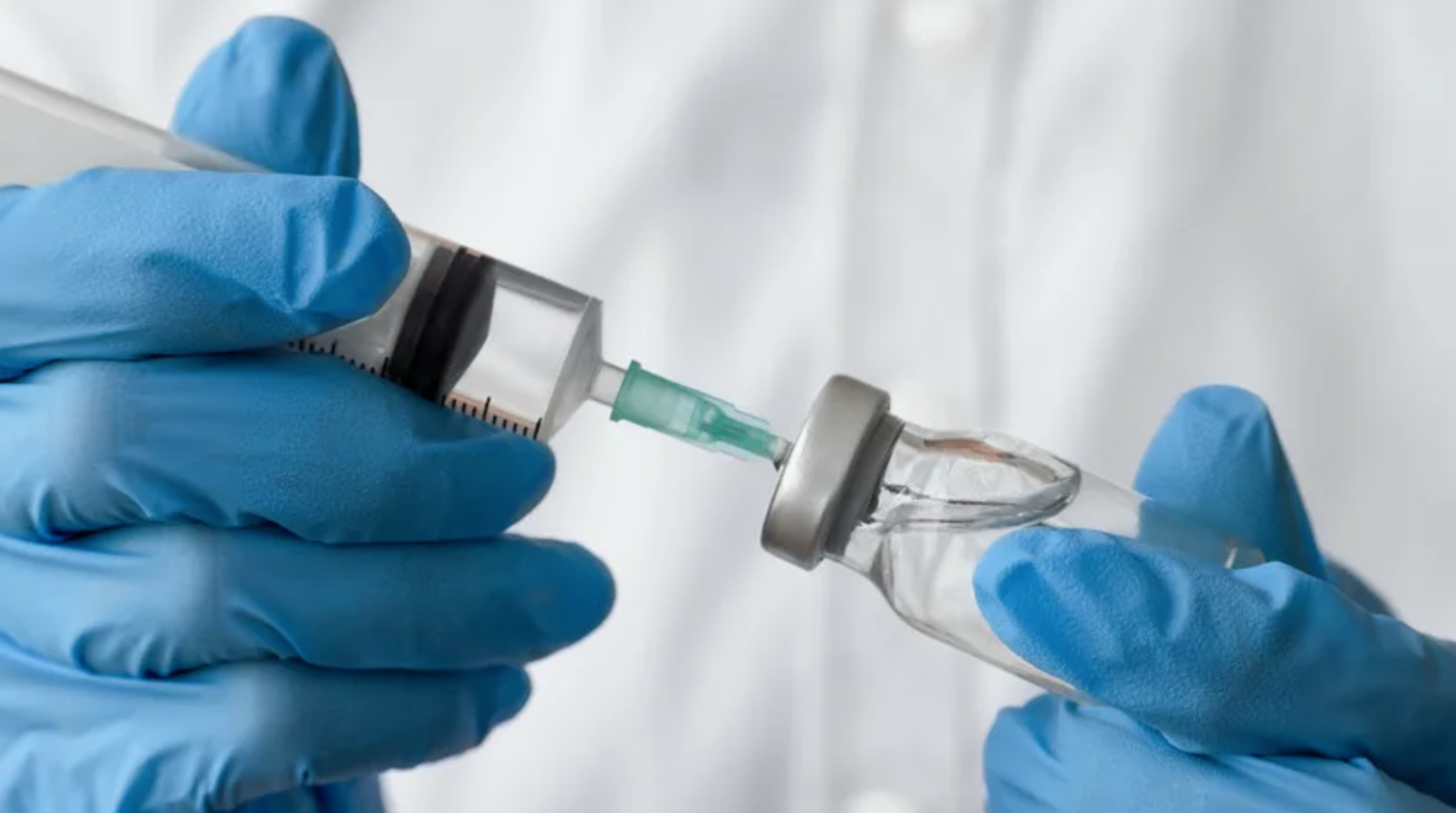 Russie : une réponse immunitaire encourageante chez le premier patient traité avec le vaccin anticancer «NeoOncoVac»