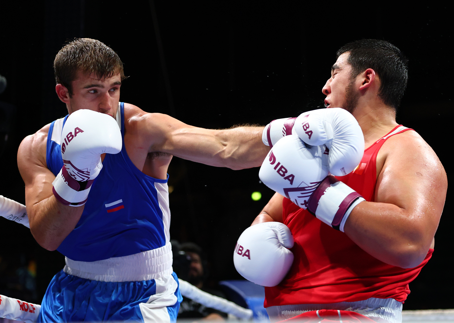Boxe : la Fédération internationale lève ses restrictions à l’encontre des athlètes russes