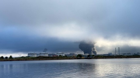 Saint-Pétersbourg visé par une vaste attaque de drones ukrainiens, 72 appareils abattus selon les autorités