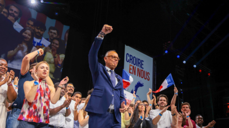 France : Édouard Philippe lance sa campagne et se rêve en recours face aux «extrêmes»