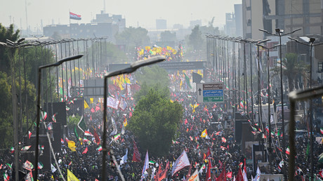 9,5 millions de personnes en deuil : l’Irak pleure Khamenei assassiné