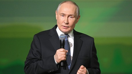 Poutine promet une riposte «plusieurs fois plus puissante» aux frappes ukrainiennes